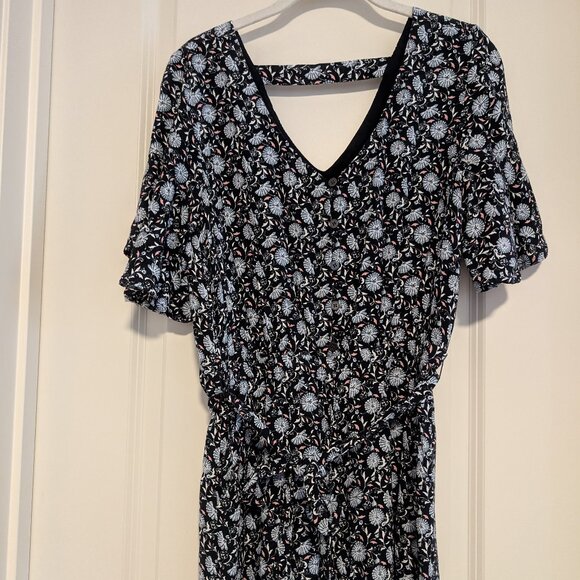LOFT Blue Floral, Short-Sleeved Romper (Size S) - Picture 3 of 7